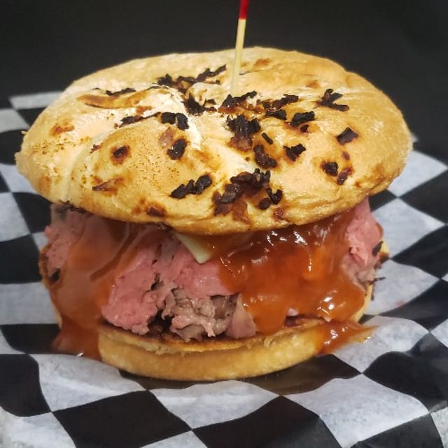 Winthrop Big Beef (8 Oz).