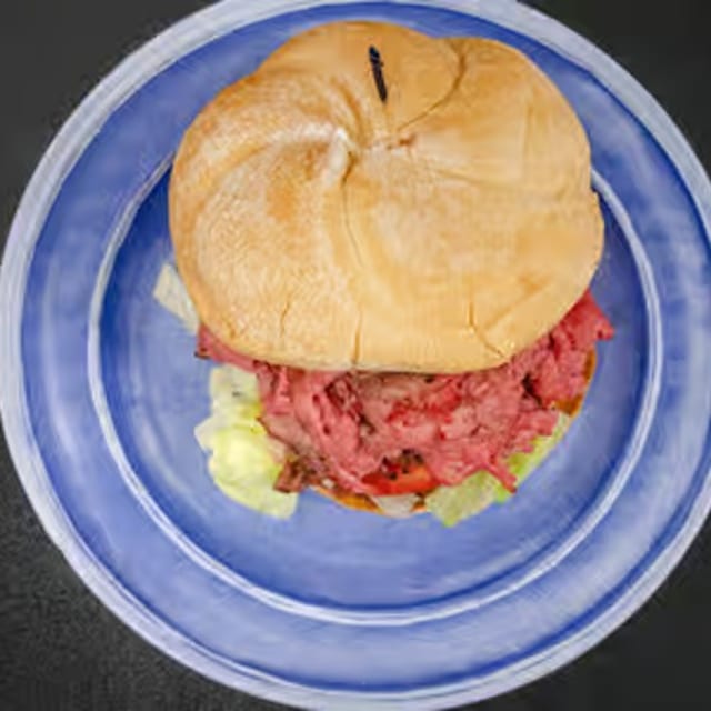 Roast Beef Junior (3 Oz).